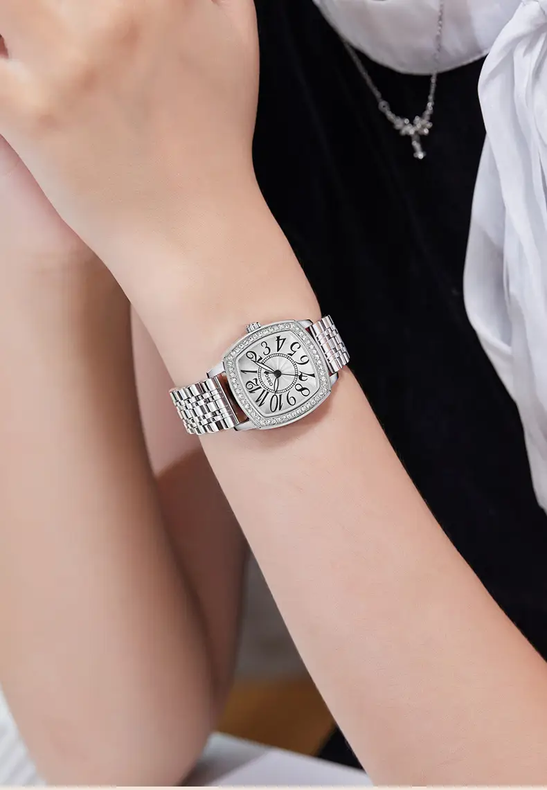 ORSGA Women's Luxury Watch with Diamond Band Set — feature 3