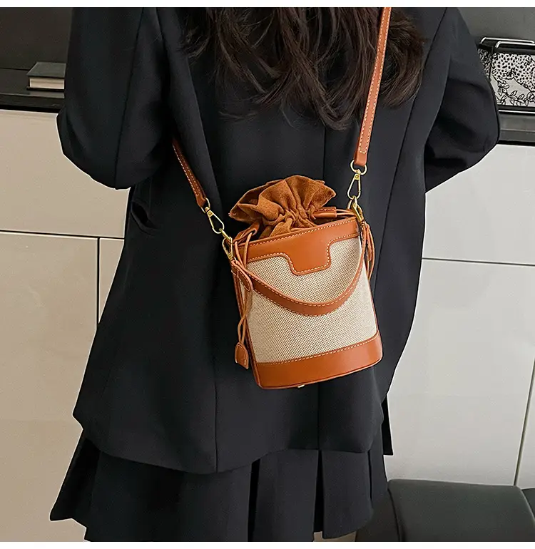 Women's Contrast Color Crossbody Bag 2026 New Style — feature 23
