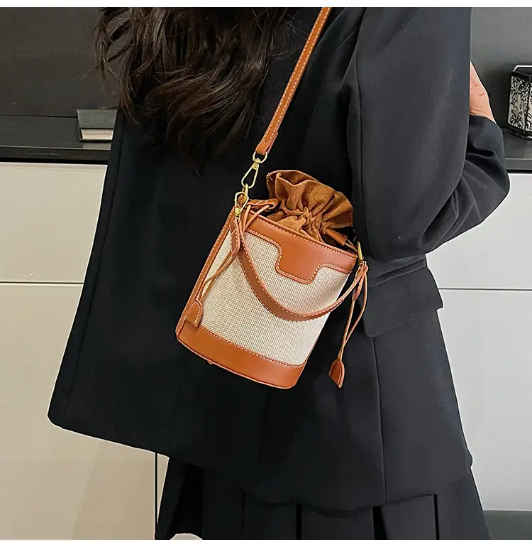 Women's Contrast Color Crossbody Bag 2026 New Style — feature 27