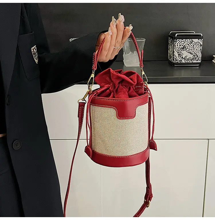 Women's Contrast Color Crossbody Bag 2026 New Style — feature 32