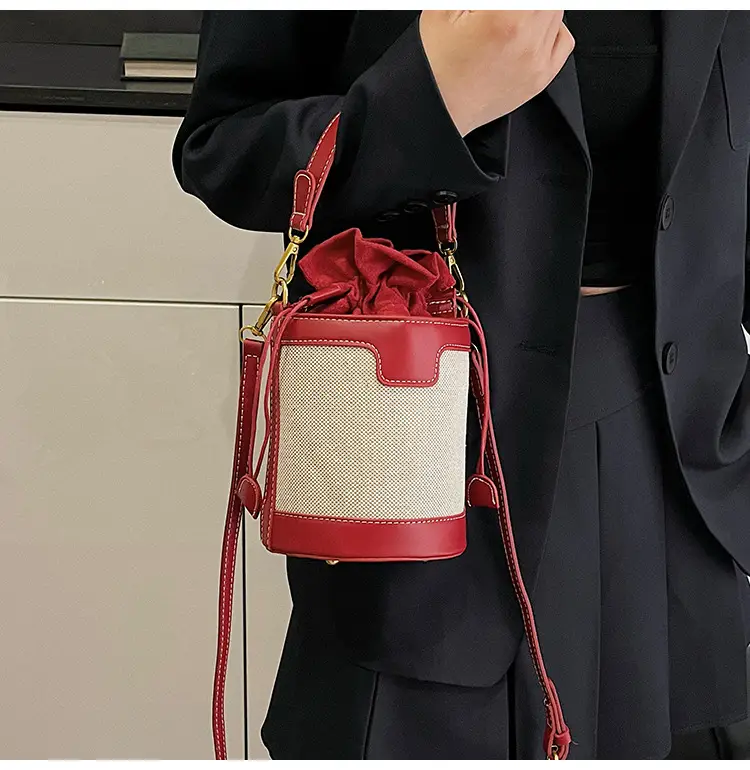 Women's Contrast Color Crossbody Bag 2026 New Style — feature 33