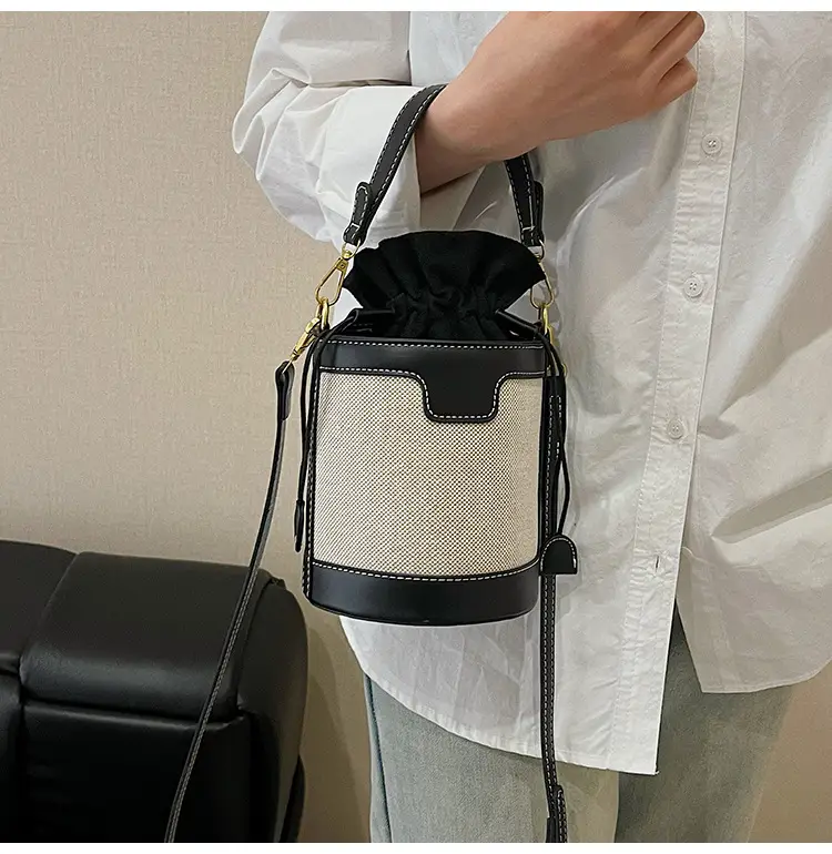 Women's Contrast Color Crossbody Bag 2026 New Style — feature 39