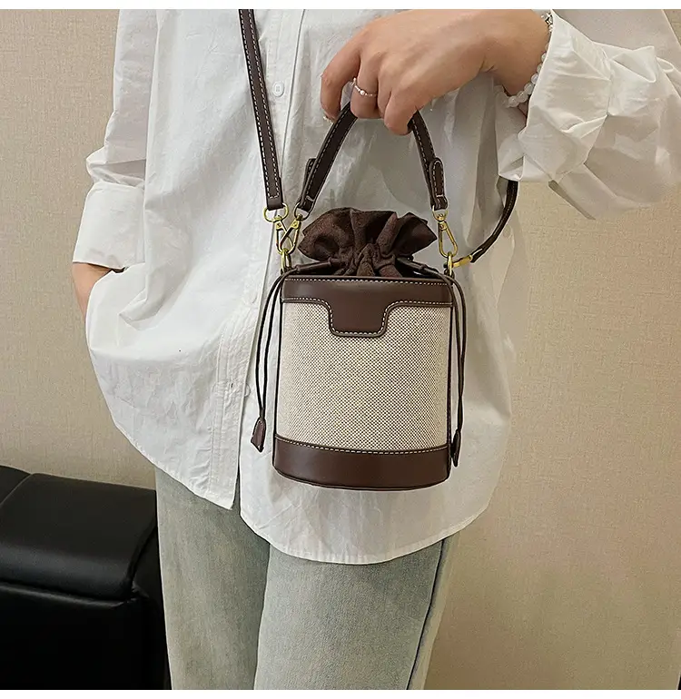 Women's Contrast Color Crossbody Bag 2026 New Style — feature 43