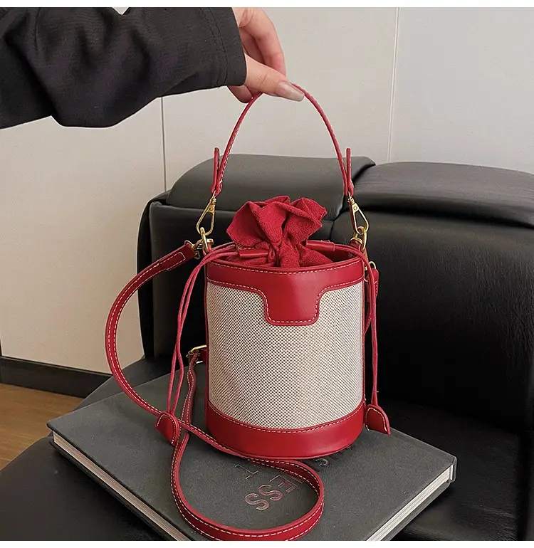 Women's Contrast Color Crossbody Bag 2026 New Style - Image 2