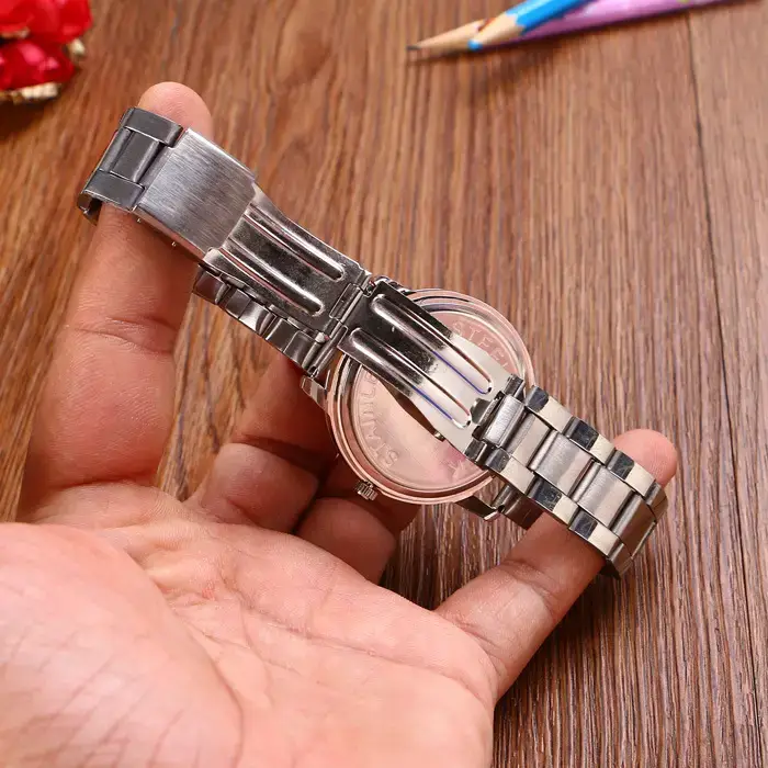 Old Man's Steel Belt Watch Silver Dial Waterproof — feature 12