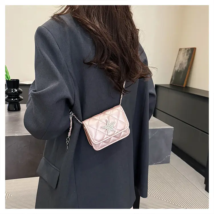 Pink Star Crossbody Bag for Women 2025 — feature 17