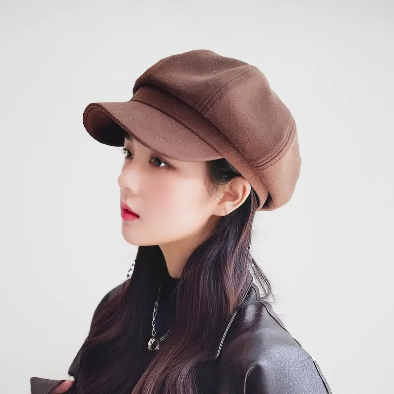 Women's Beige Retro Beret Face Slimmer 2023 — feature 17