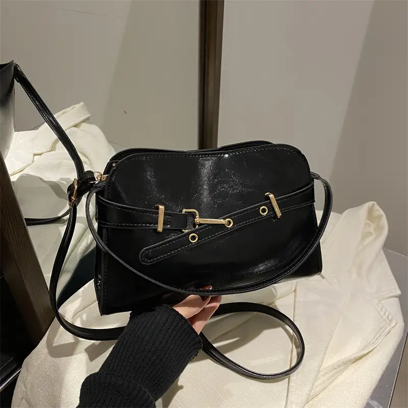 White Shell Shoulder Bag for Women Spring Summer - Image 6