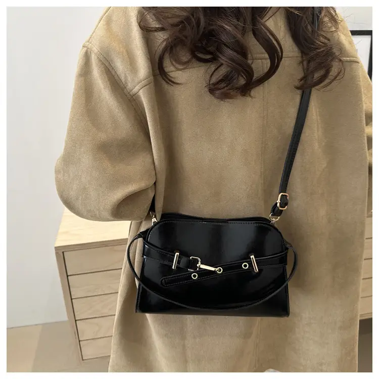 White Shell Shoulder Bag for Women Spring Summer — feature 18