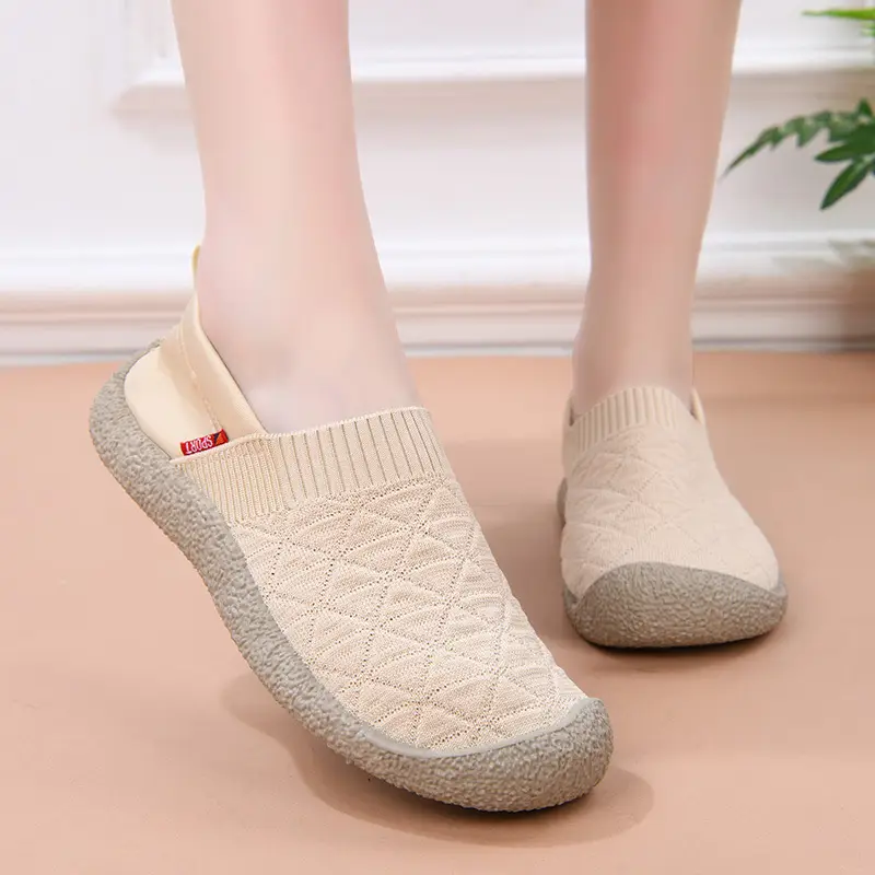 Foreign Trade 2025 New Arrival Cloth Shoes Women's Spring and Autumn Casual Shoes All-match Fly-knit Shoes Slip-on Non-slip Breathable Mother Shoes - Image 7