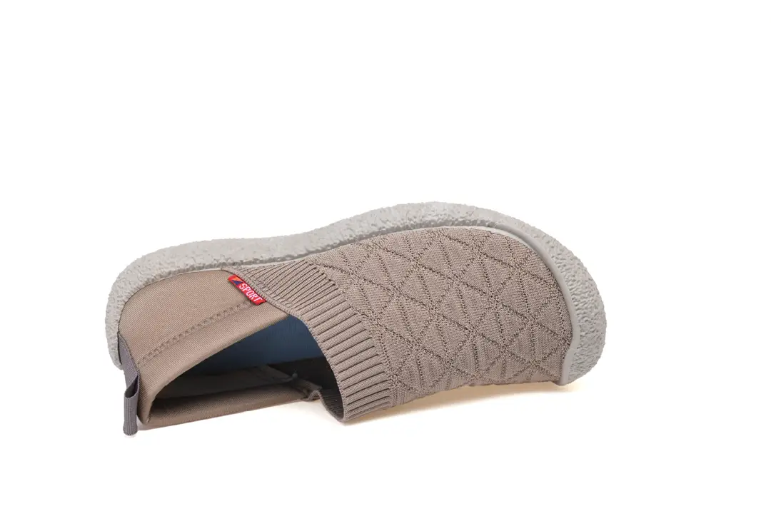 Foreign Trade 2025 New Arrival Cloth Shoes Women's Spring and Autumn Casual Shoes All-match Fly-knit Shoes Slip-on Non-slip Breathable Mother Shoes — feature 17