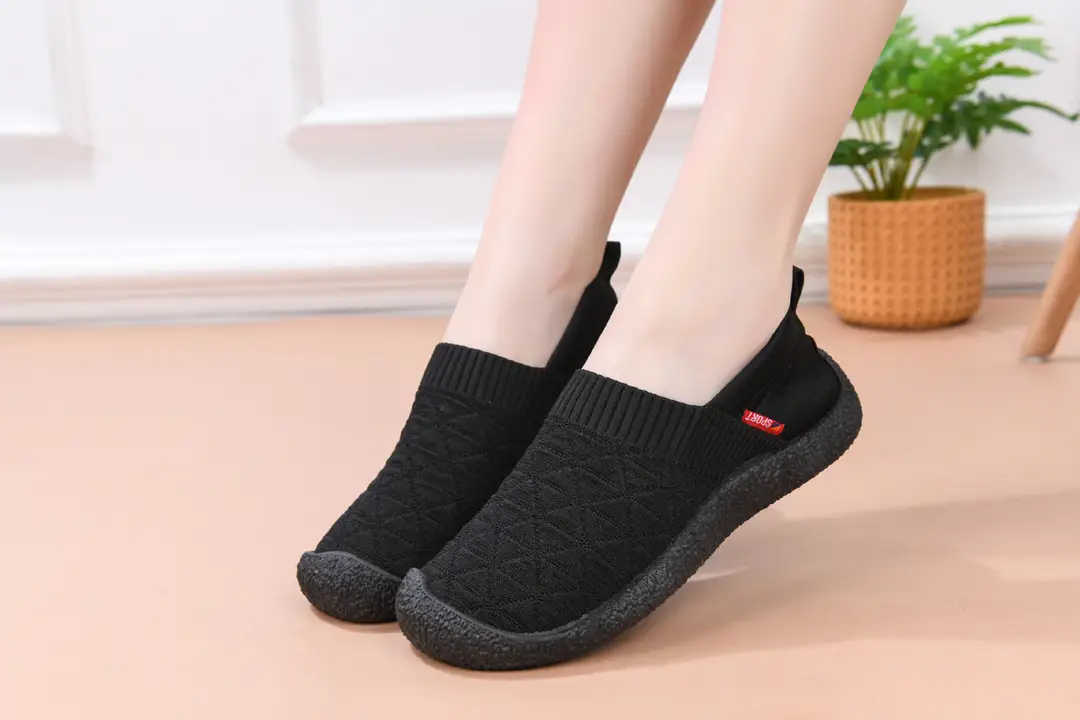 Foreign Trade 2025 New Arrival Cloth Shoes Women's Spring and Autumn Casual Shoes All-match Fly-knit Shoes Slip-on Non-slip Breathable Mother Shoes — feature 29