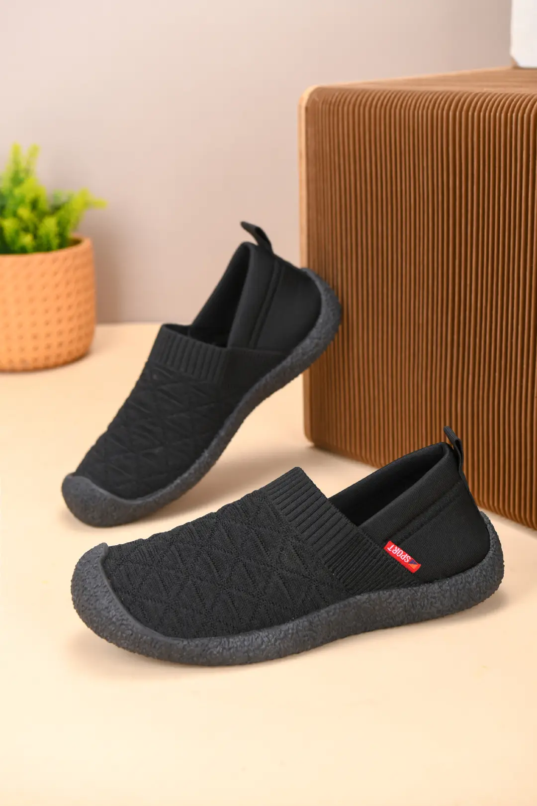 Foreign Trade 2025 New Arrival Cloth Shoes Women's Spring and Autumn Casual Shoes All-match Fly-knit Shoes Slip-on Non-slip Breathable Mother Shoes — feature 37