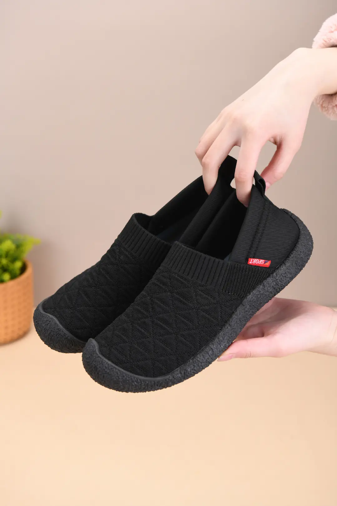 Foreign Trade 2025 New Arrival Cloth Shoes Women's Spring and Autumn Casual Shoes All-match Fly-knit Shoes Slip-on Non-slip Breathable Mother Shoes — feature 46