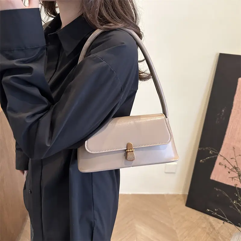Women's White Leather Crossbody Bag with Gold Clasp — feature 13