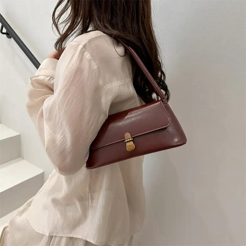 Women's White Leather Crossbody Bag with Gold Clasp — feature 18