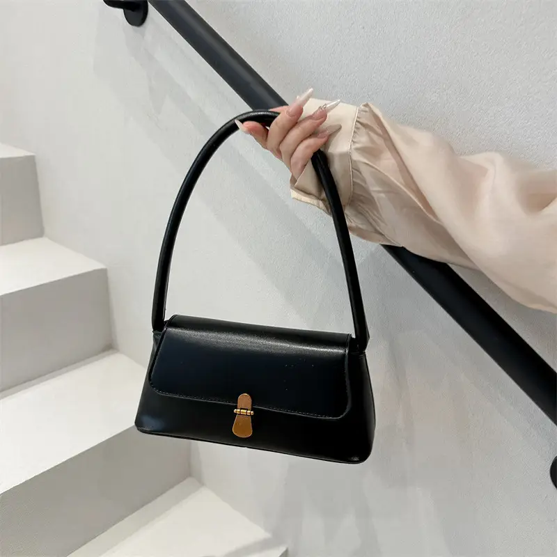 Women's White Leather Crossbody Bag with Gold Clasp — feature 20