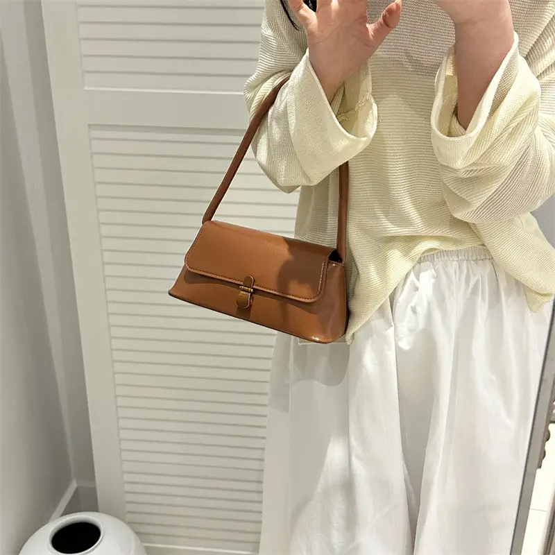 Women's White Leather Crossbody Bag with Gold Clasp — feature 29