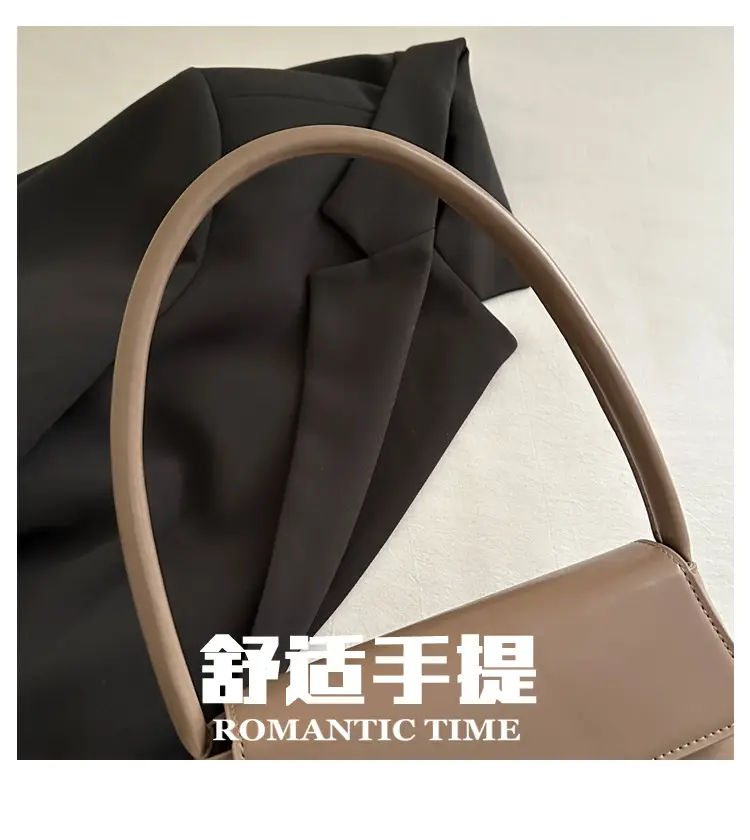 Women's White Leather Crossbody Bag with Gold Clasp — feature 3