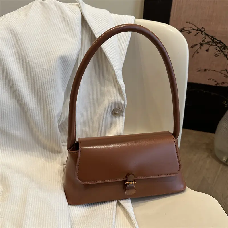 Women's White Leather Crossbody Bag with Gold Clasp — feature 35