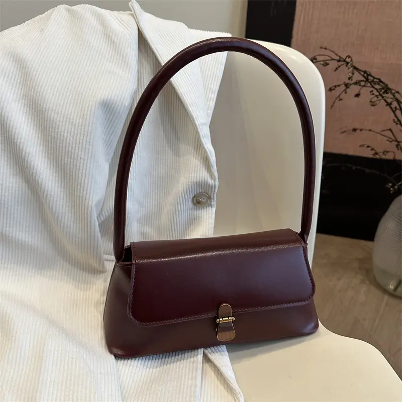 Women's White Leather Crossbody Bag with Gold Clasp — feature 37