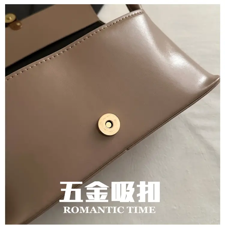 Women's White Leather Crossbody Bag with Gold Clasp — feature 4