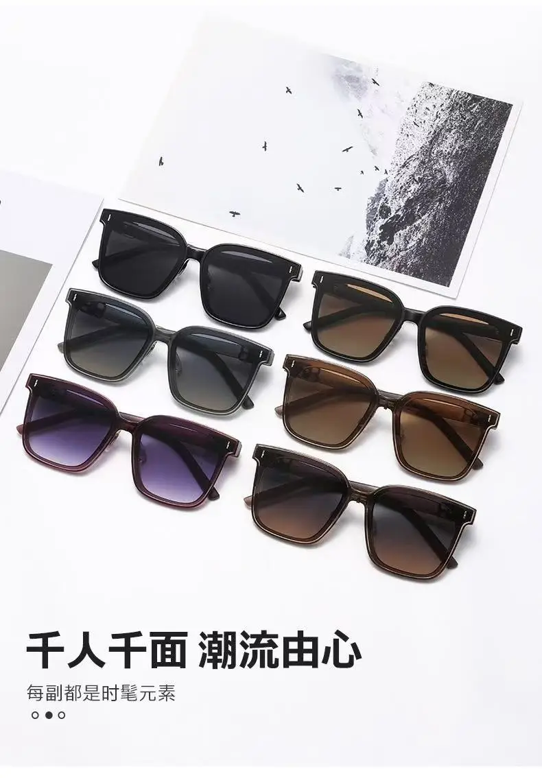 Men Black Silicone Sunglasses with Gold Logo — feature 3
