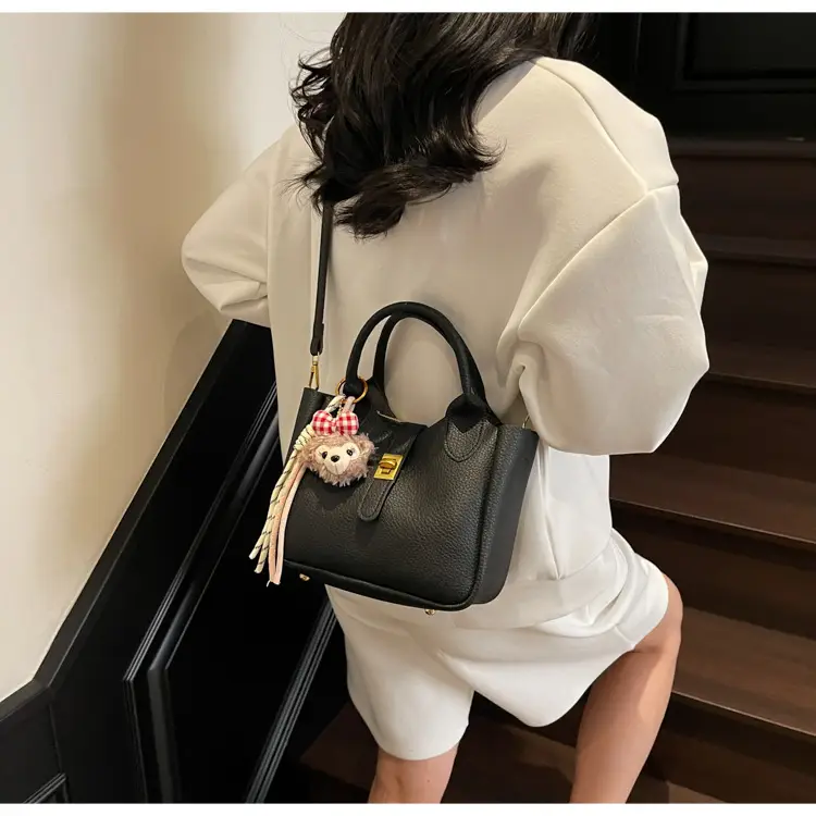 Women's Tan Leather Shoulder Bag with Tassel & Handle — feature 30