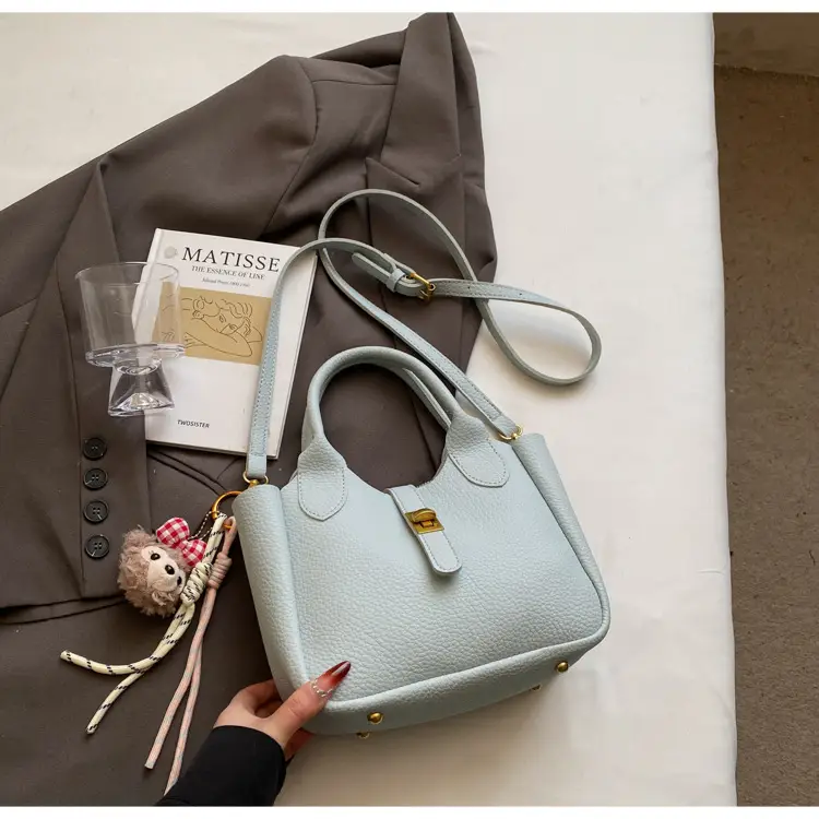 Women's Tan Leather Shoulder Bag with Tassel & Handle — feature 39