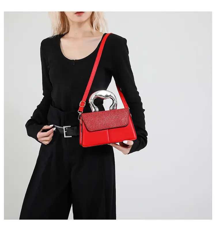 Textured Metal Shoulder Bag Women's 2025 Fashion — feature 9