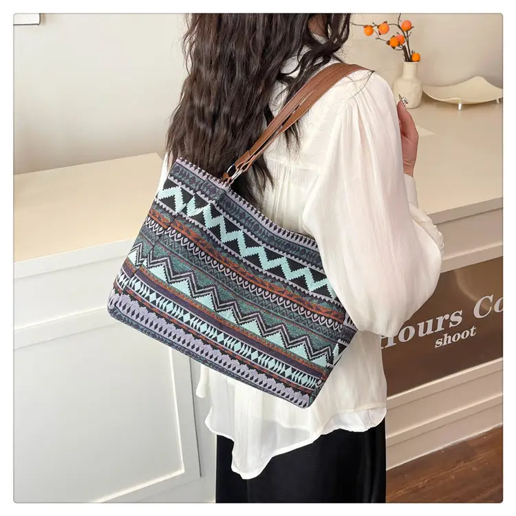 Ethnic Patterned Women's Shoulder Bag 2025 — feature 25