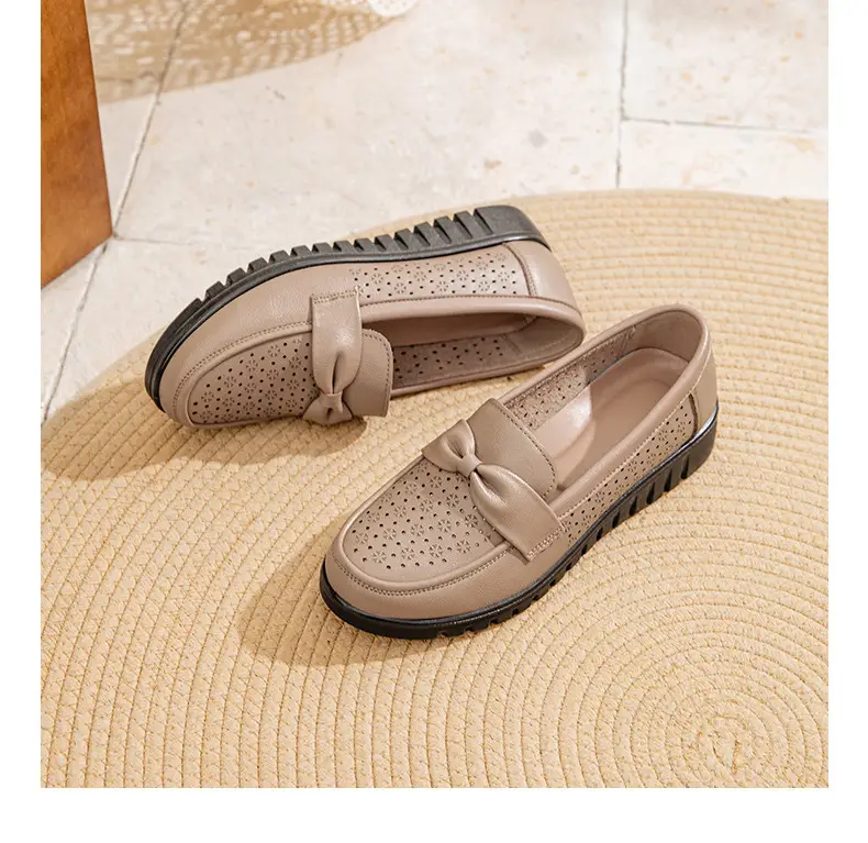 New Mom Sandals Women's Summer Shoes Genuine Leather Middle-aged Shoes Middle-aged Shoes Hole Breathable Soft-soled plus size — feature 16