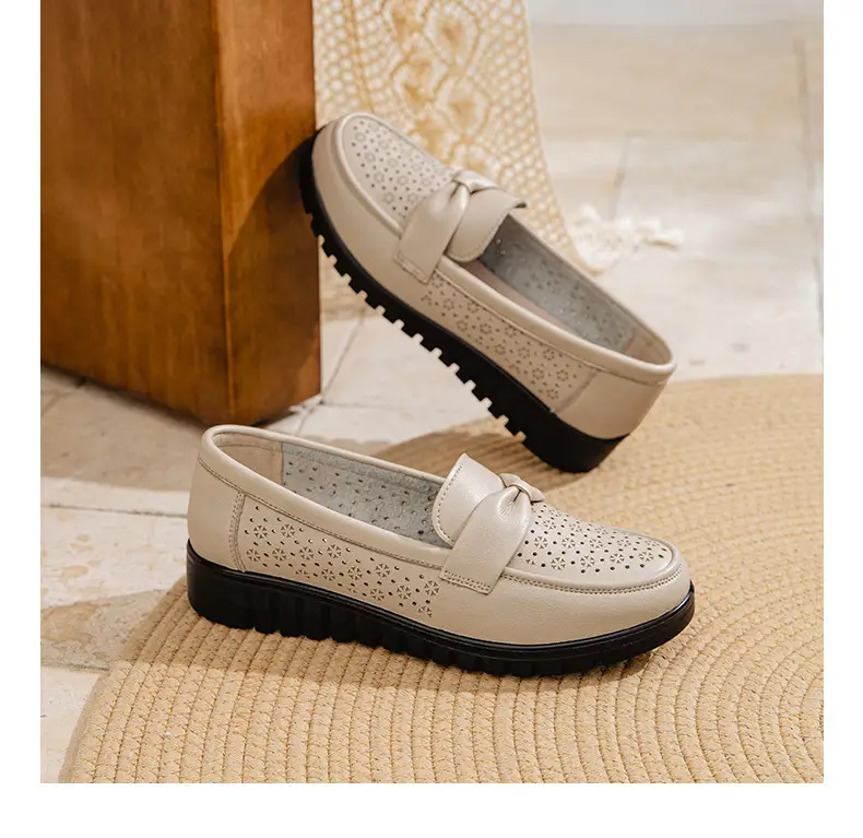 New Mom Sandals Women's Summer Shoes Genuine Leather Middle-aged Shoes Middle-aged Shoes Hole Breathable Soft-soled plus size — feature 18