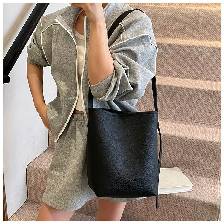 Women's Large Capacity Beige Bucket Bag 2025 — feature 28