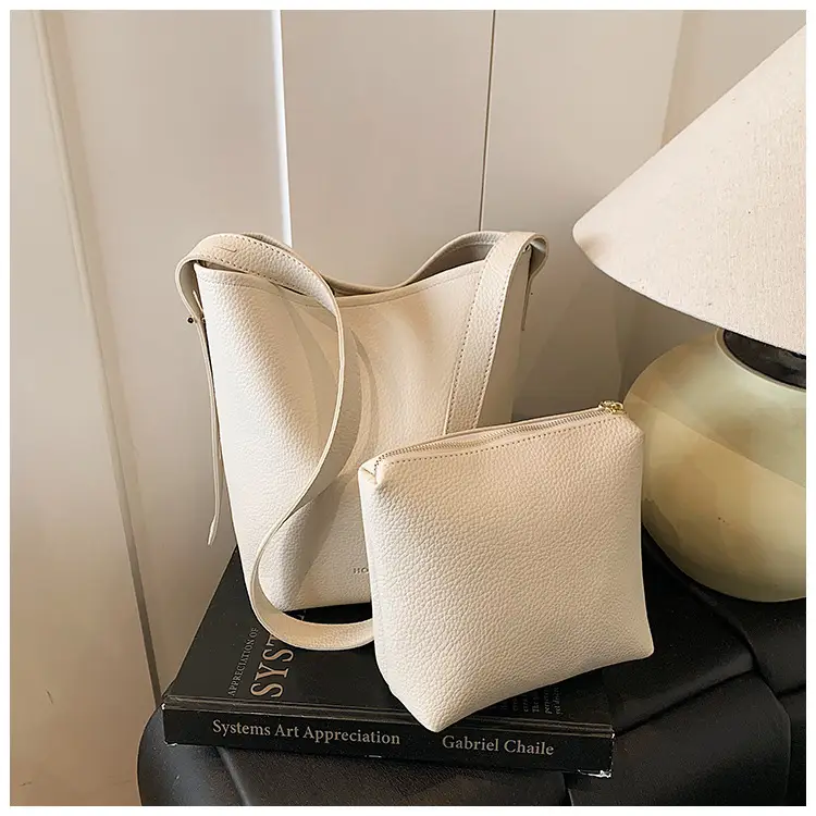 Women's Large Capacity Beige Bucket Bag 2025 — feature 40
