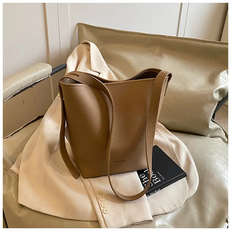 Women's Large Capacity Beige Bucket Bag 2025 — feature 46