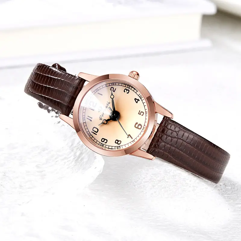 Vintage Artistic Quartz Watch for Women with Leather Belt - Image 4