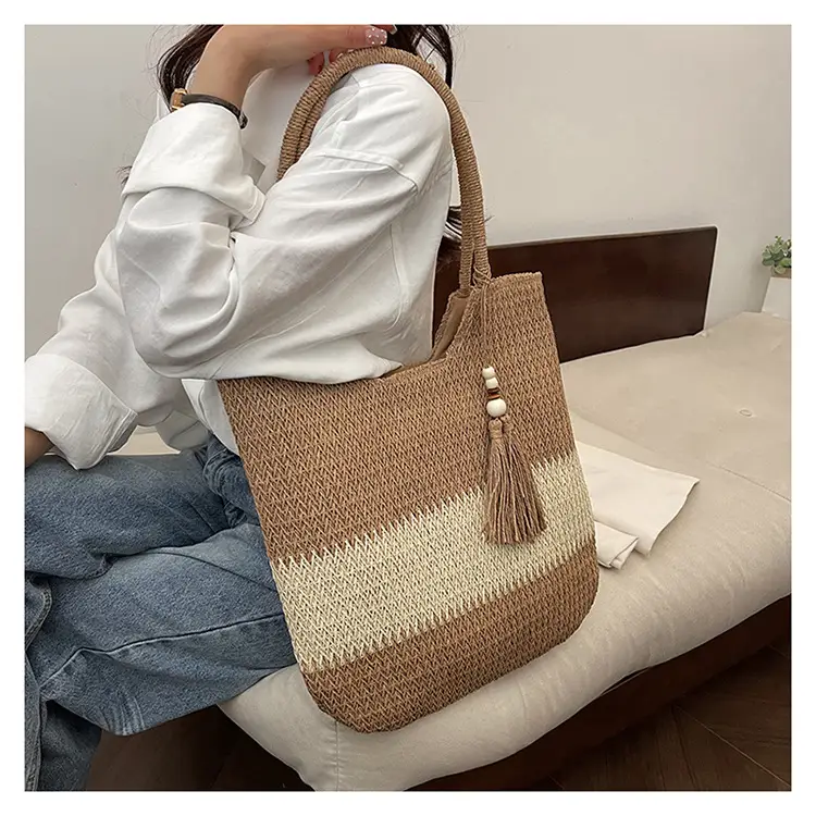 Women's Woven Straw Shoulder Bag Casual Large Capacity — feature 13