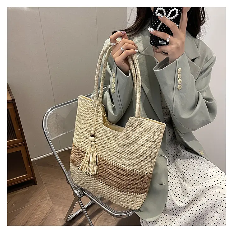 Women's Woven Straw Shoulder Bag Casual Large Capacity — feature 18