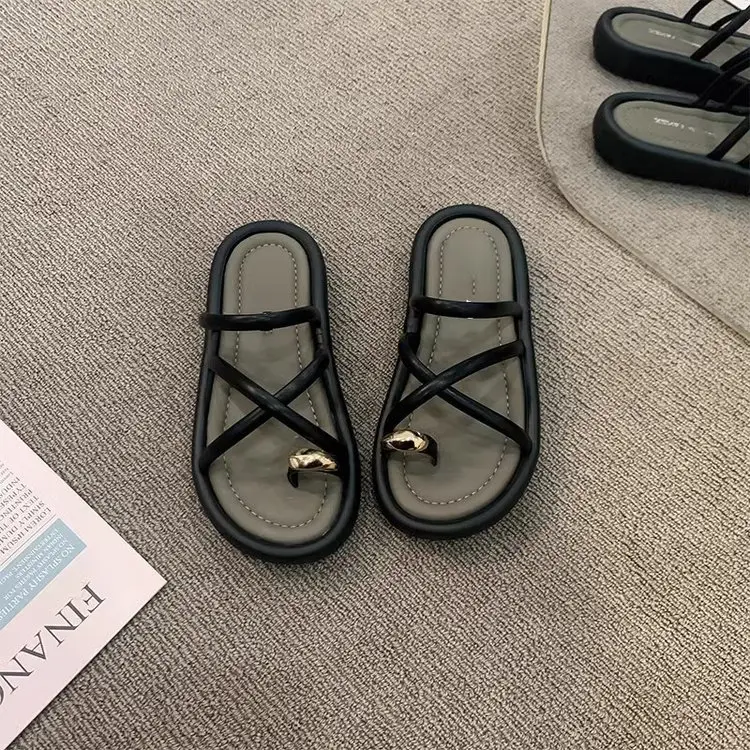 White Roman Cross Sandals Summer 2025 — feature 13