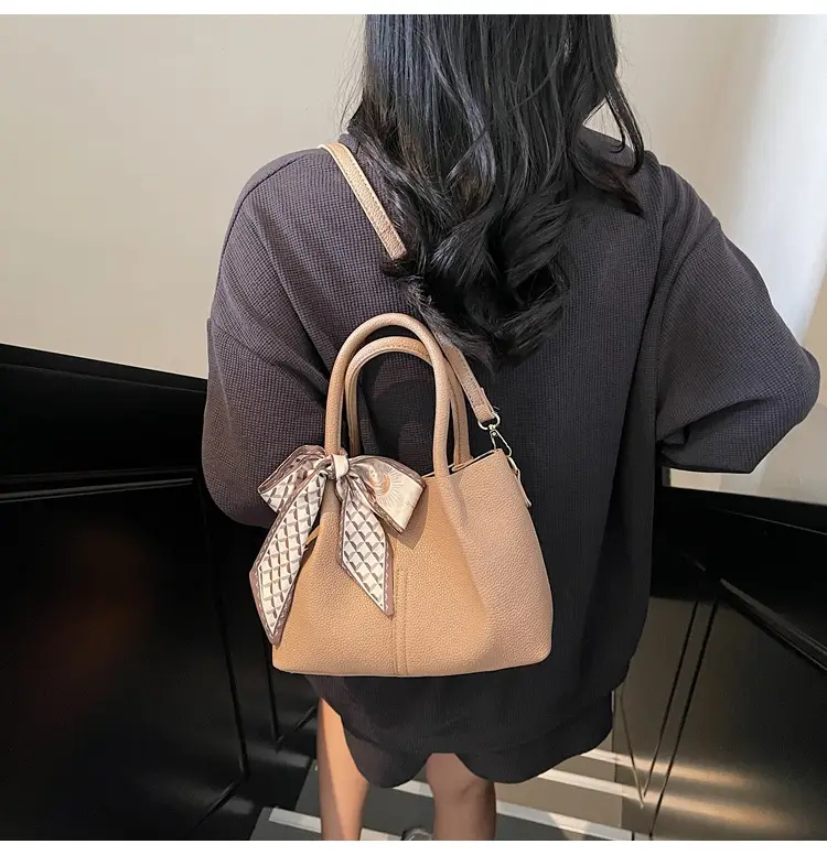Beige Bow Shoulder Bag for Women 2025 — feature 11