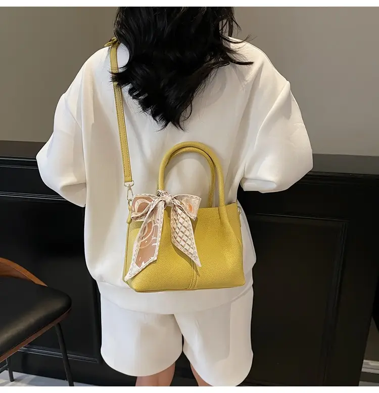 Beige Bow Shoulder Bag for Women 2025 — feature 21