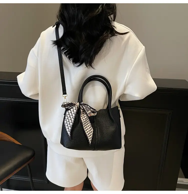 Beige Bow Shoulder Bag for Women 2025 — feature 22