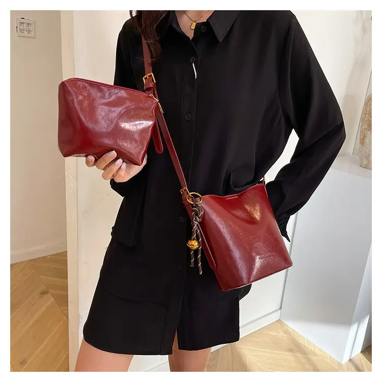 2025 Red Leather Bucket Bag for Women — feature 15