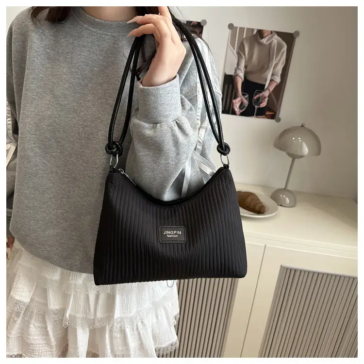 Pink Pleated Shoulder Bag Women Large Capacity 2025 — feature 14