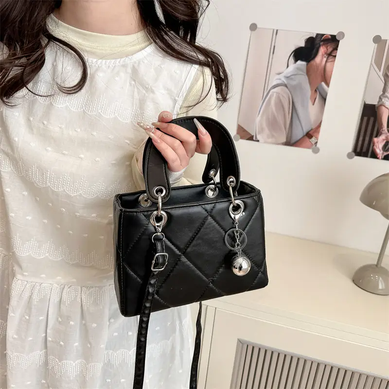 Black Rhombic Daffy Shoulder Bag for Women 2025 - Image 8