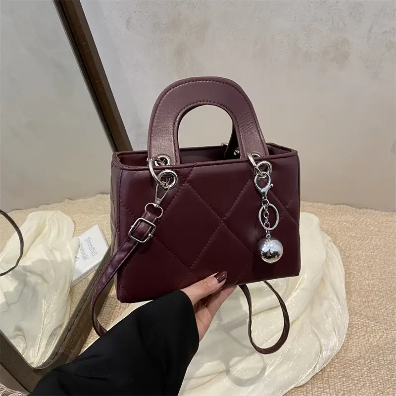 Black Rhombic Daffy Shoulder Bag for Women 2025 - Image 2