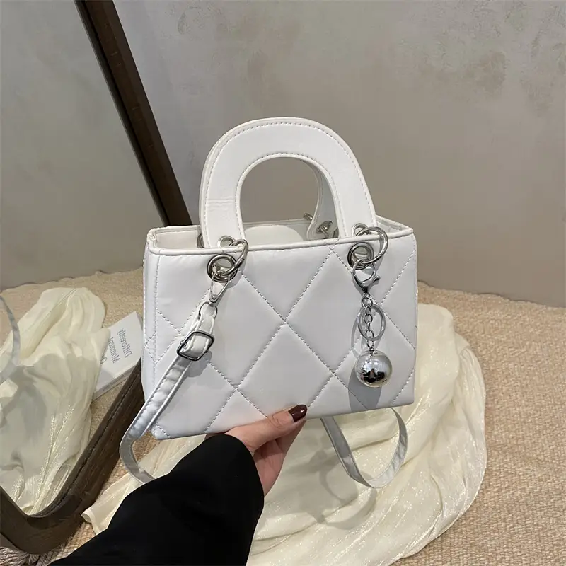 Black Rhombic Daffy Shoulder Bag for Women 2025 - Image 3