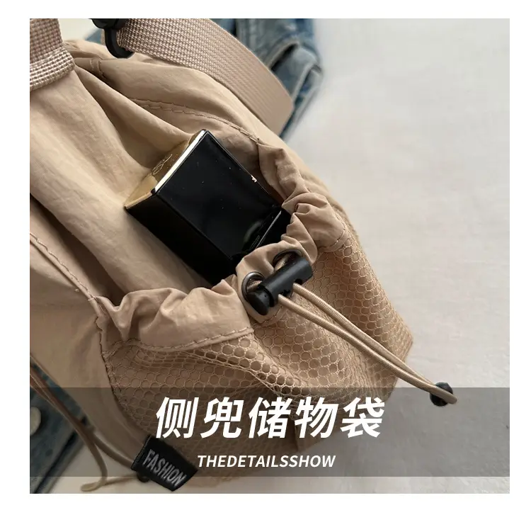 White Drawstring Bucket Bag for Commuters & Casual Use — feature 4
