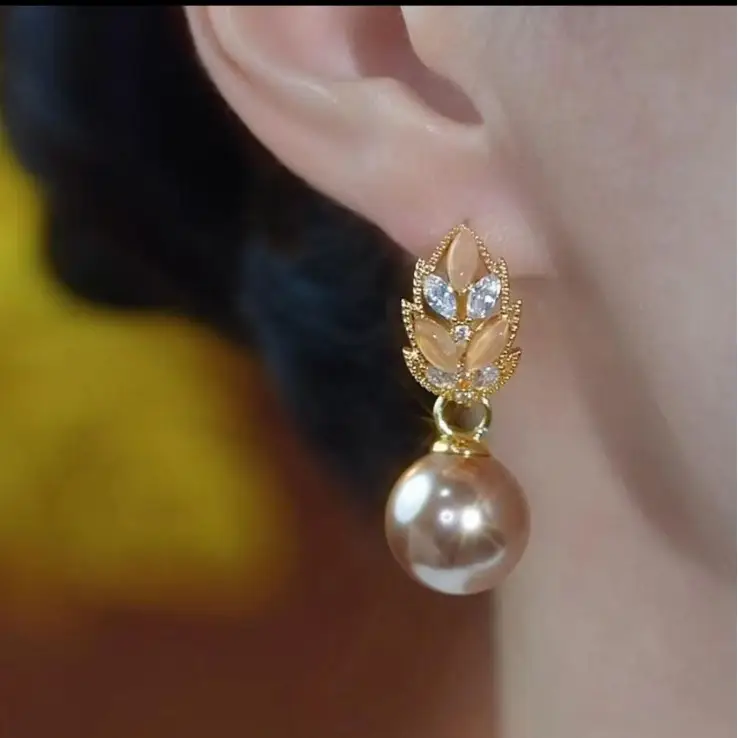 Copper Alloy Pearl Earrings 2025 New - Image 3